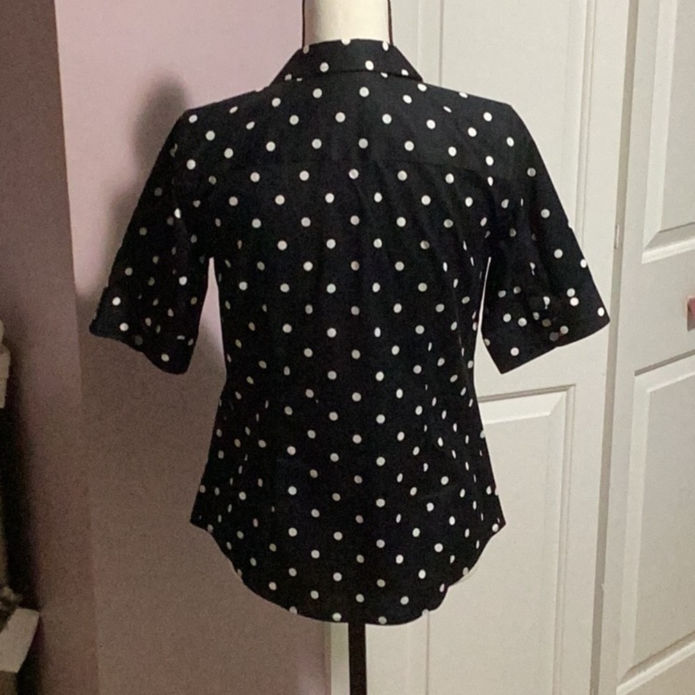 Talbots Black Short Sleeve Button Down Shirt - Picture 2 of 2